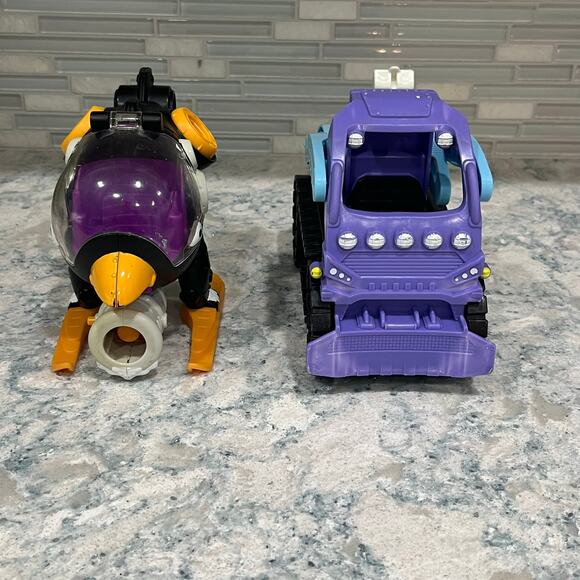 Imaginext DC Super Friends Mr. Freeze Snowcat And The Penguin Copter - Picture 5 of 5